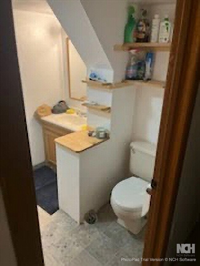 Building Photo - 407 S 10th Ave