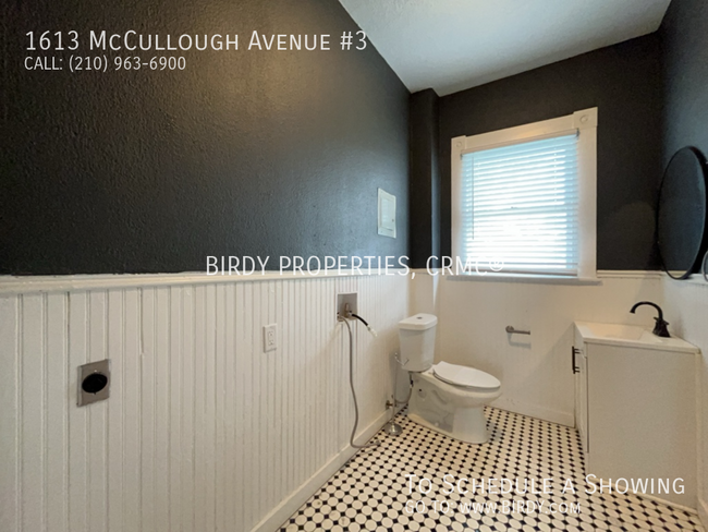 Building Photo - 1613 McCullough Ave