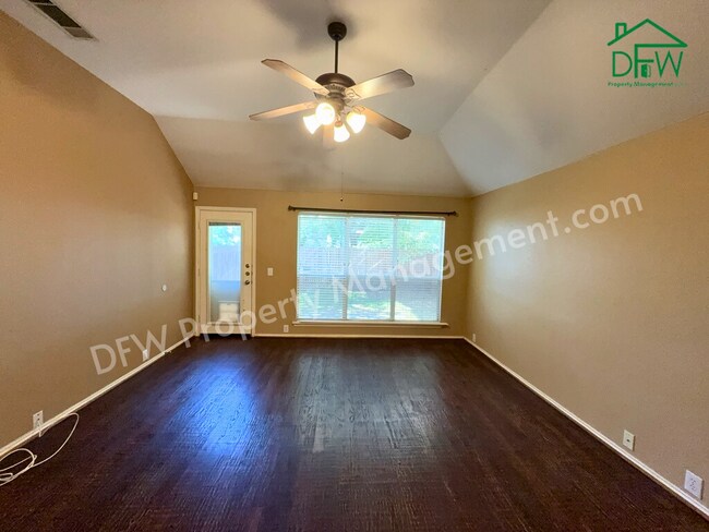 Building Photo - 3024 Peppercorn Dr