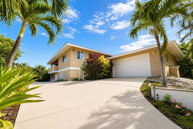 Building Photo - Waikoloa 1BR Apartment | Flexible 6-Month Lease | Utilities + Amenities Included