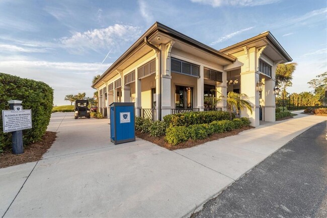 Building Photo - 14221 Heritage Landing Blvd