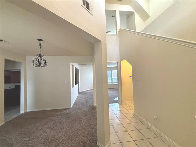 Building Photo - 1425 Oakcrest Dr