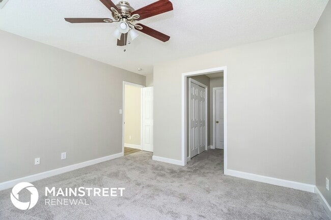 Building Photo - 205 Haven Grove Trail