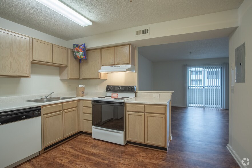 Waverton Ashton Green 100 Marshview Dr Newport News VA 23608