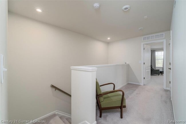 Building Photo - 2090 Addison Cir