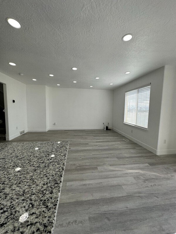 Building Photo - 1212 S 1410 E