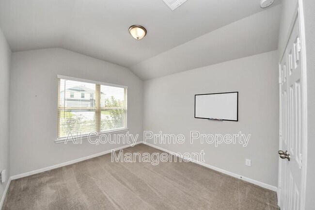 Building Photo - 13318 Villa Sola Dr