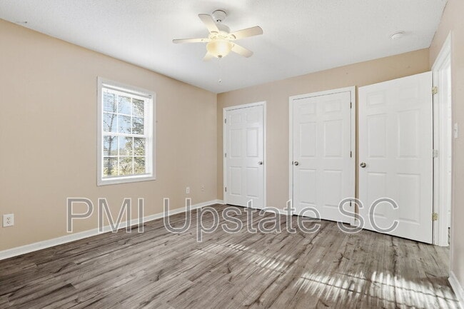 Building Photo - 110 Cypress Run