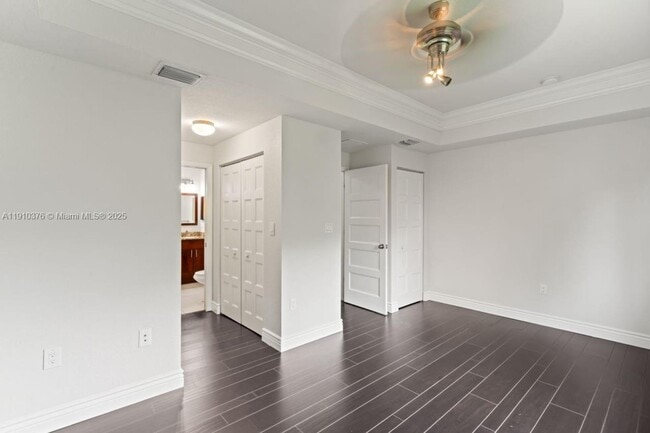 Building Photo - 1110 NE 1st Ave.