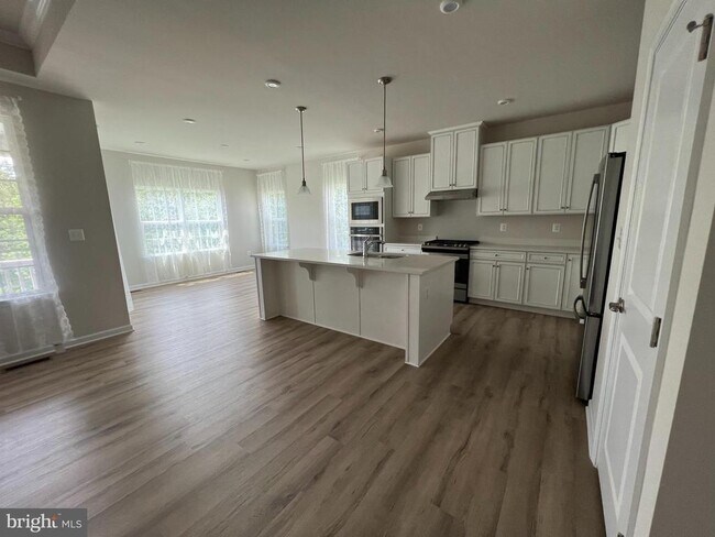 Building Photo - 5020 Birch Leaf Cir