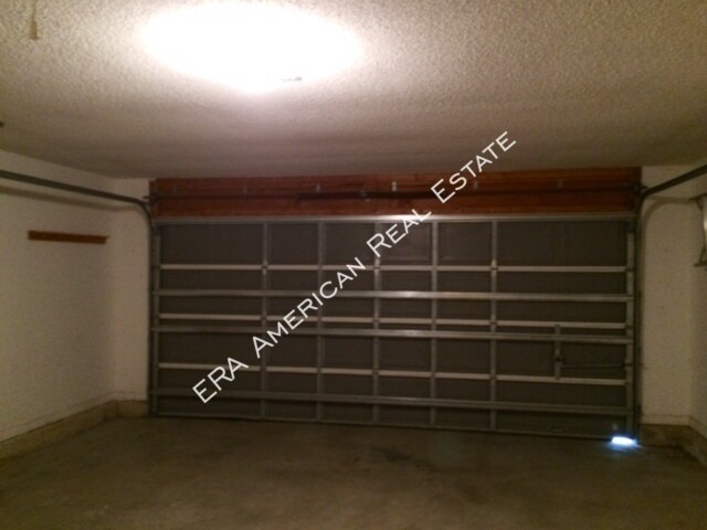 Building Photo - 515 Risen Star Dr