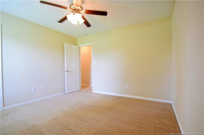 Building Photo - 137 Water Wood Ct