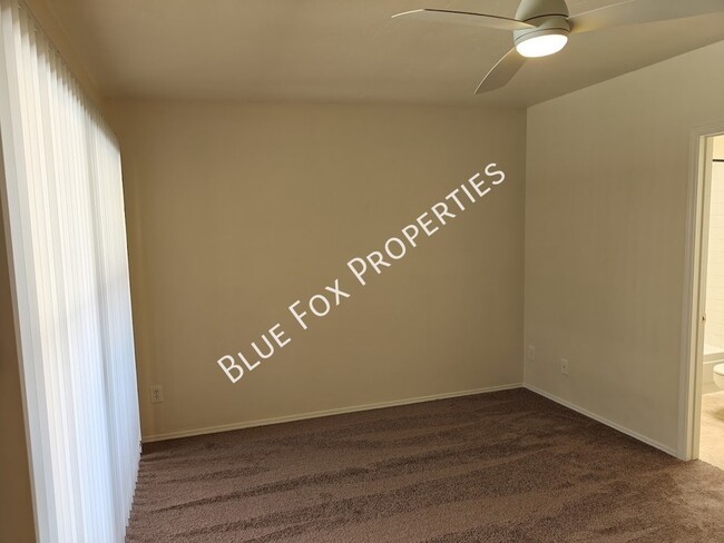 Building Photo - 10131 E Lost Trails St