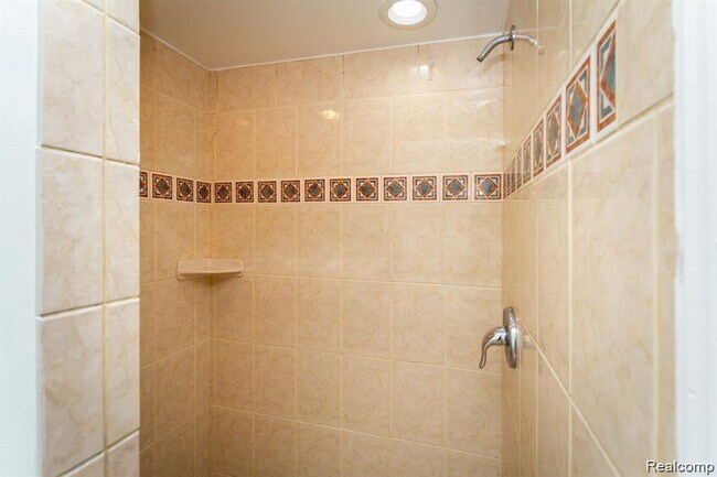 Building Photo - 21918 Knudsen Dr