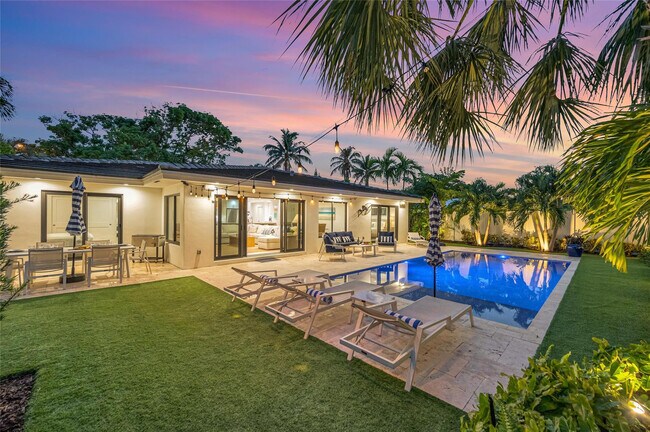 Building Photo - 2205 SE 19th St