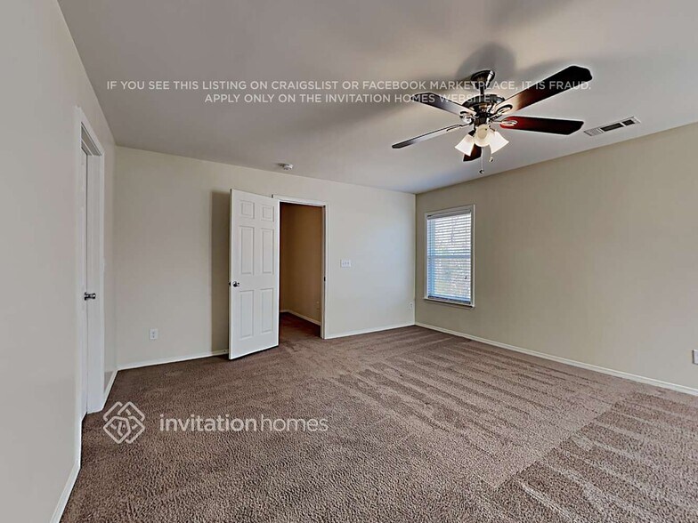 Building Photo - 120 Tulip Dr