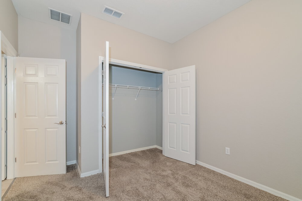 Building Photo - 7012 Brenton Manor Ln