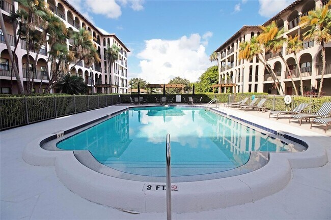 Building Photo - 6150 Gulfport Blvd S