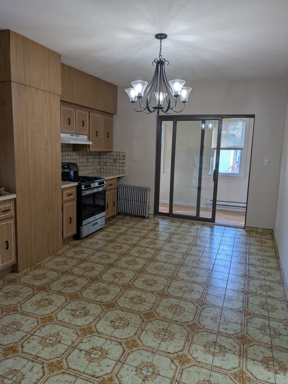 Building Photo - 31 Chaucer St