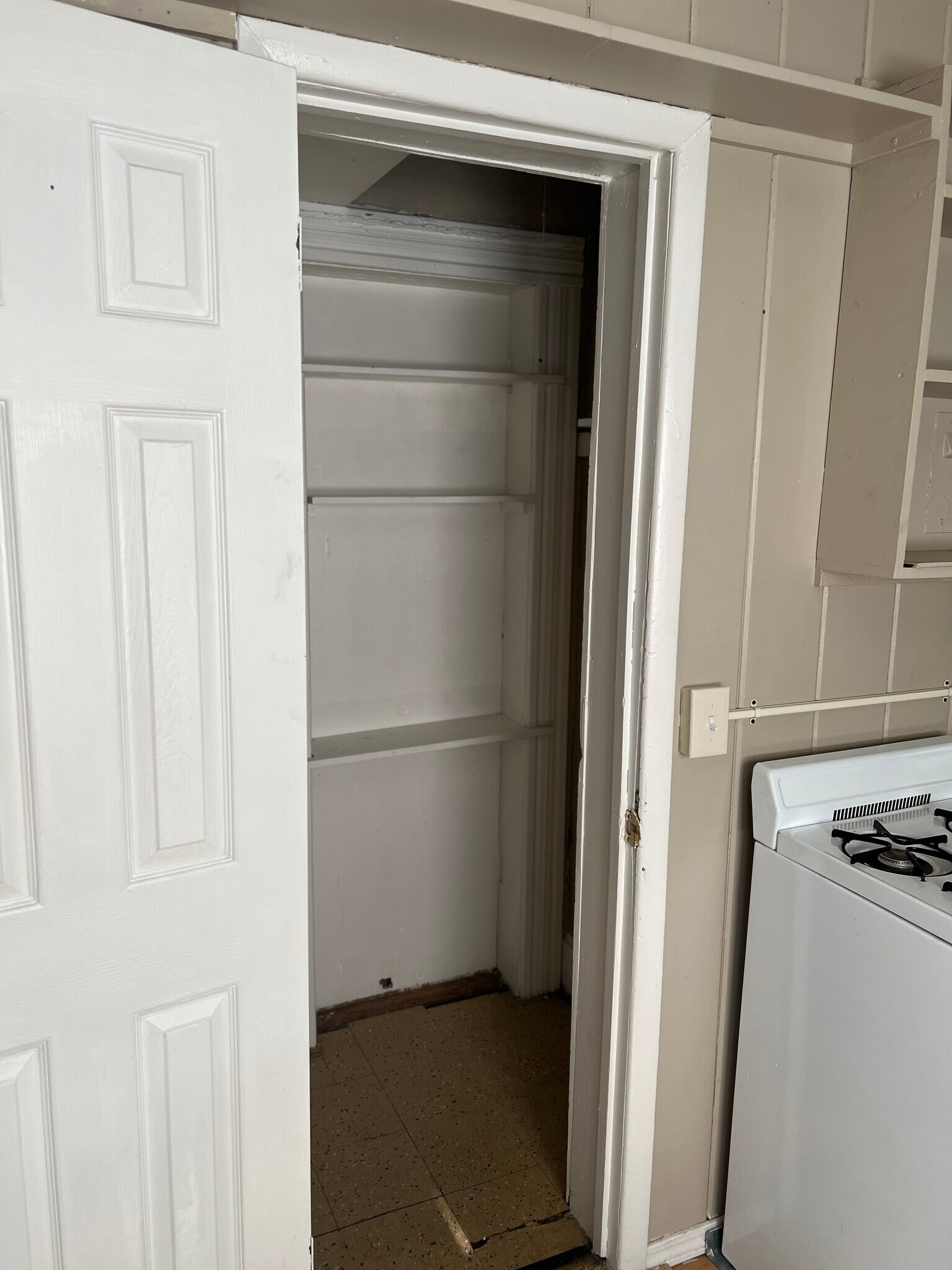 Building Photo - 315 E St Vrain St