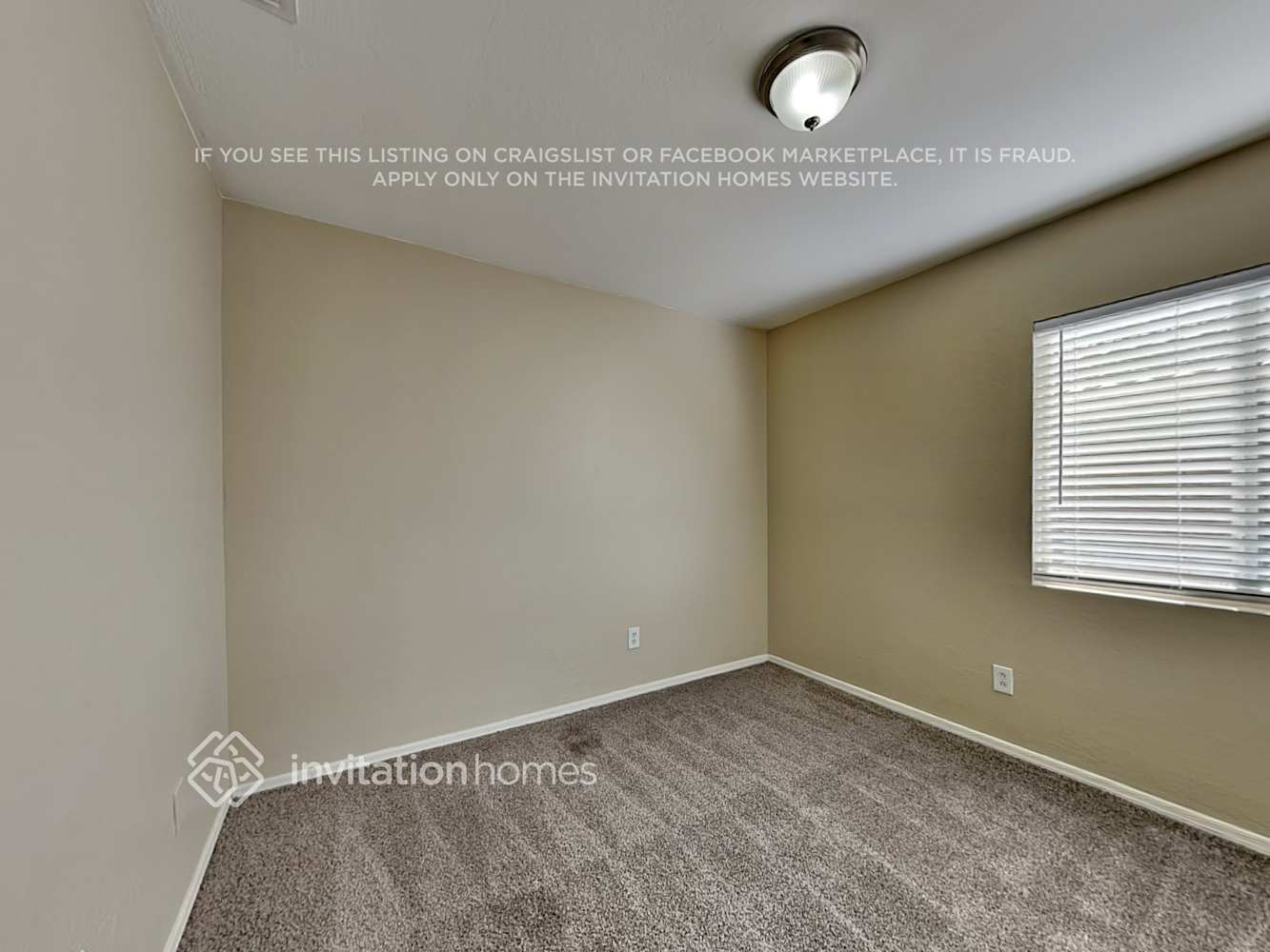 Building Photo - 12924 N Primrose St