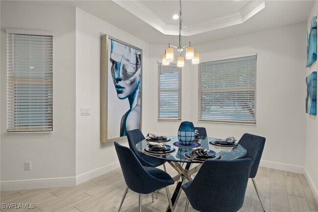 Building Photo - 8880 Redonda Dr