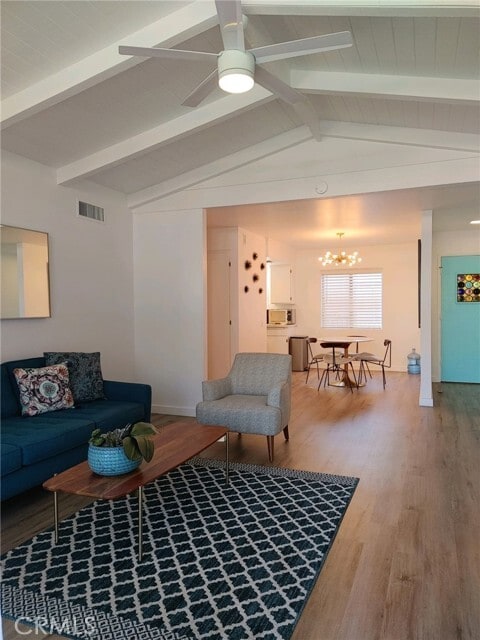 Building Photo - 1421 N Sunrise Way