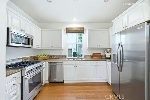 Building Photo - 65 Greenhouse