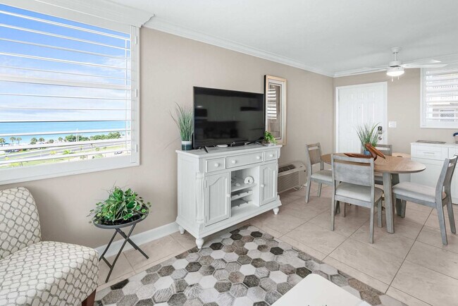 Building Photo - 5600 Bonita Beach Rd SW