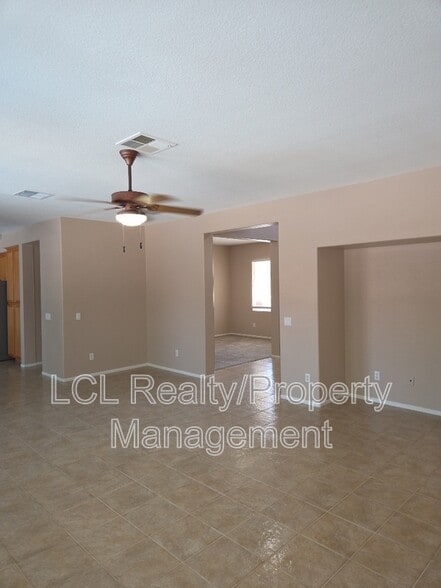 Building Photo - 1261 Reinhart St