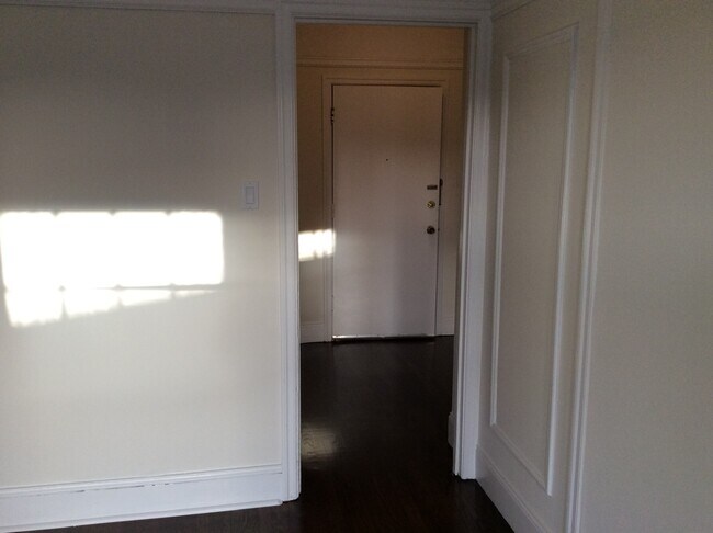 Building Photo - 3600 20th St