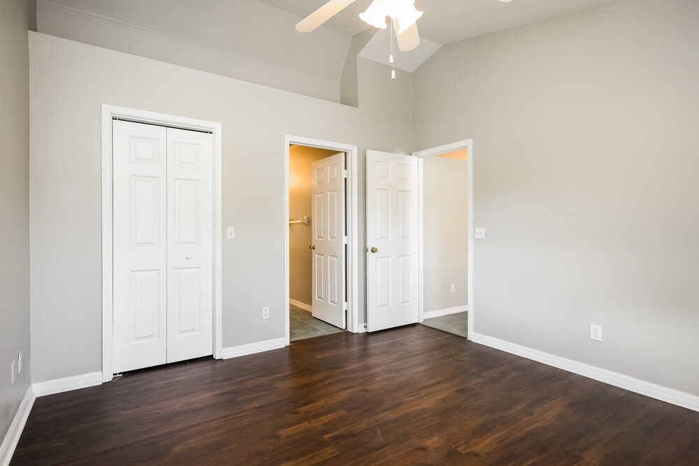 Building Photo - 10525 Reagans Run Dr