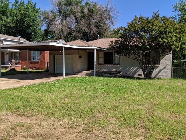 Building Photo - 721 NW 88th St