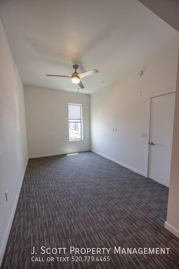 Building Photo - 1130 N 2nd St