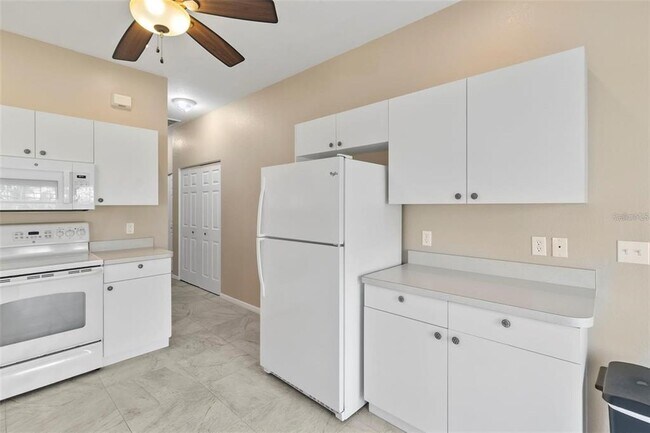Building Photo - 2012 Royal Tern Cir