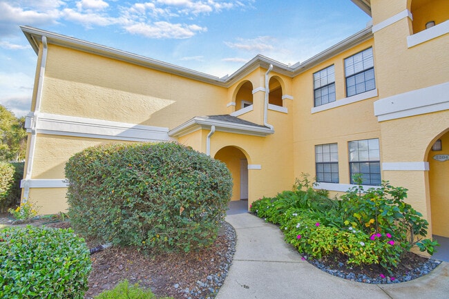 Building Photo - 2221 Vista Cove Rd