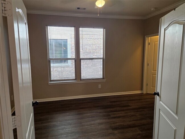 Building Photo - 19510 Dunlay Springs Dr