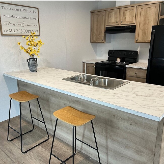 Building Photo - 16800 Jessica Rd