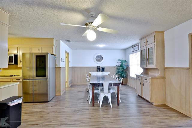 Building Photo - 2810 Arrowhead Dr