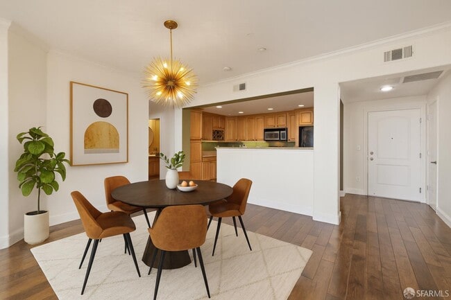 Building Photo - 2210 Gellert Blvd