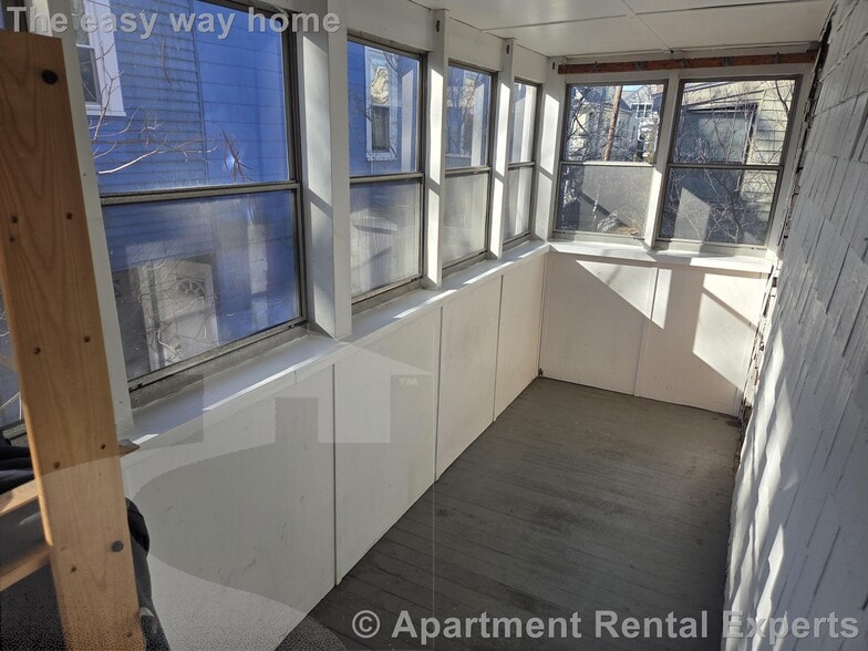 Building Photo - 95 Kidder Ave