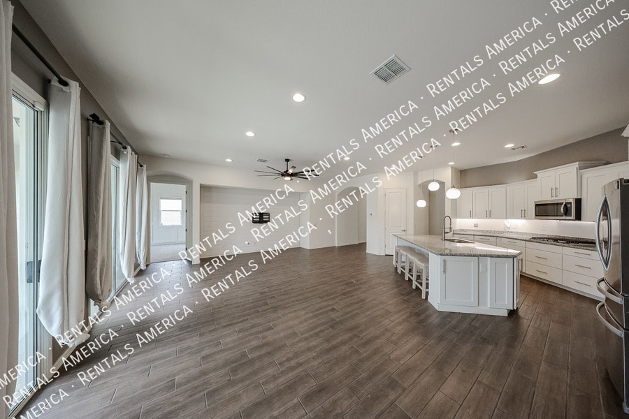 Building Photo - 22366 E Sentiero Dr