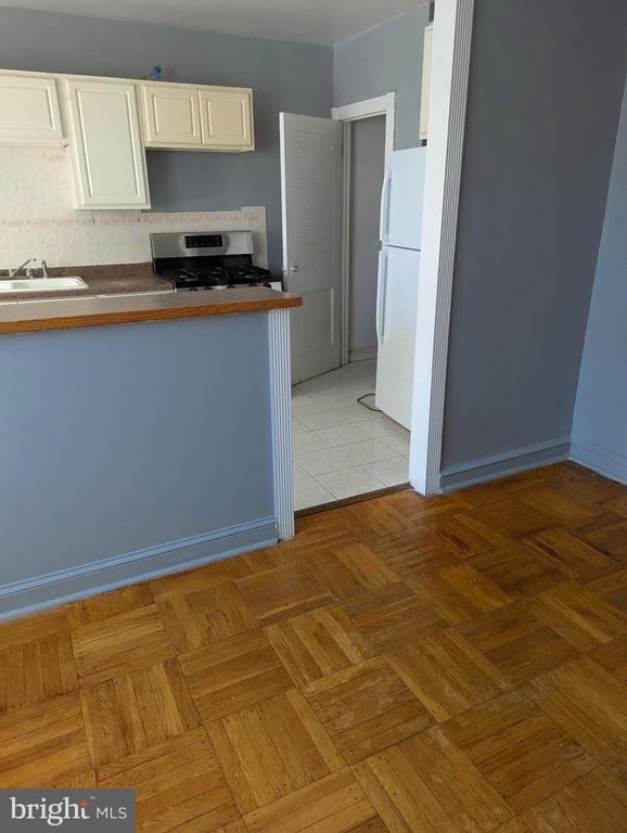 Building Photo - 6281 Souder St