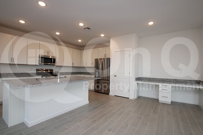 Building Photo - 7442 W Nicolet Ave
