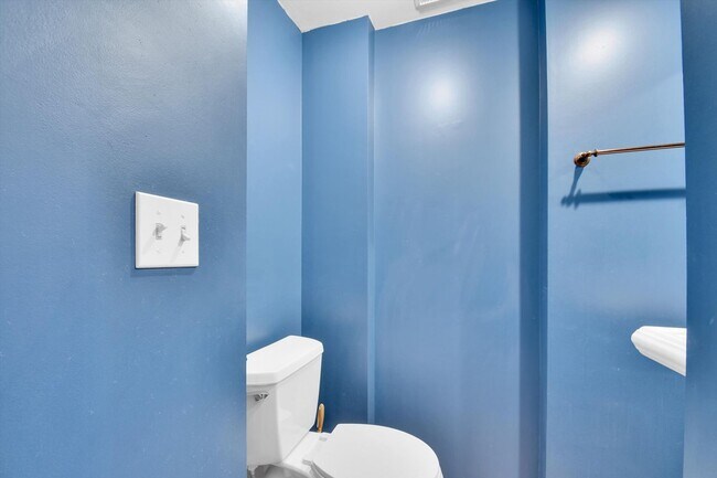 Building Photo - Architecturally Stunning Curtis Park Townhome With Historic Charm