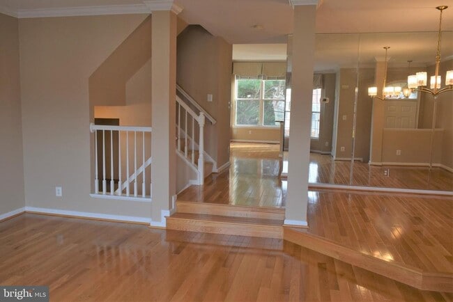 Building Photo - 8933 Royal Astor Way