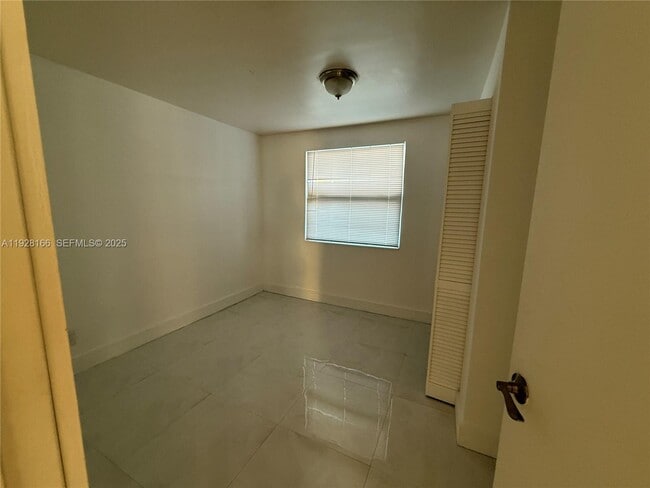 Building Photo - 3603 NW 98th St