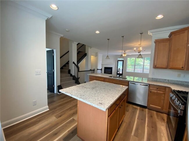 Building Photo - 3231 Greenwood Oak Dr
