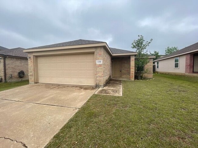 Building Photo - Perfect 3 Bedroom 2 Bath Home! GREAT Fort Worth Location -- Stainless Steel Kitchen Appliances In...