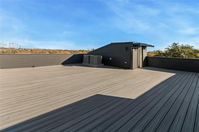 Building Photo - 1105 Poindexter St